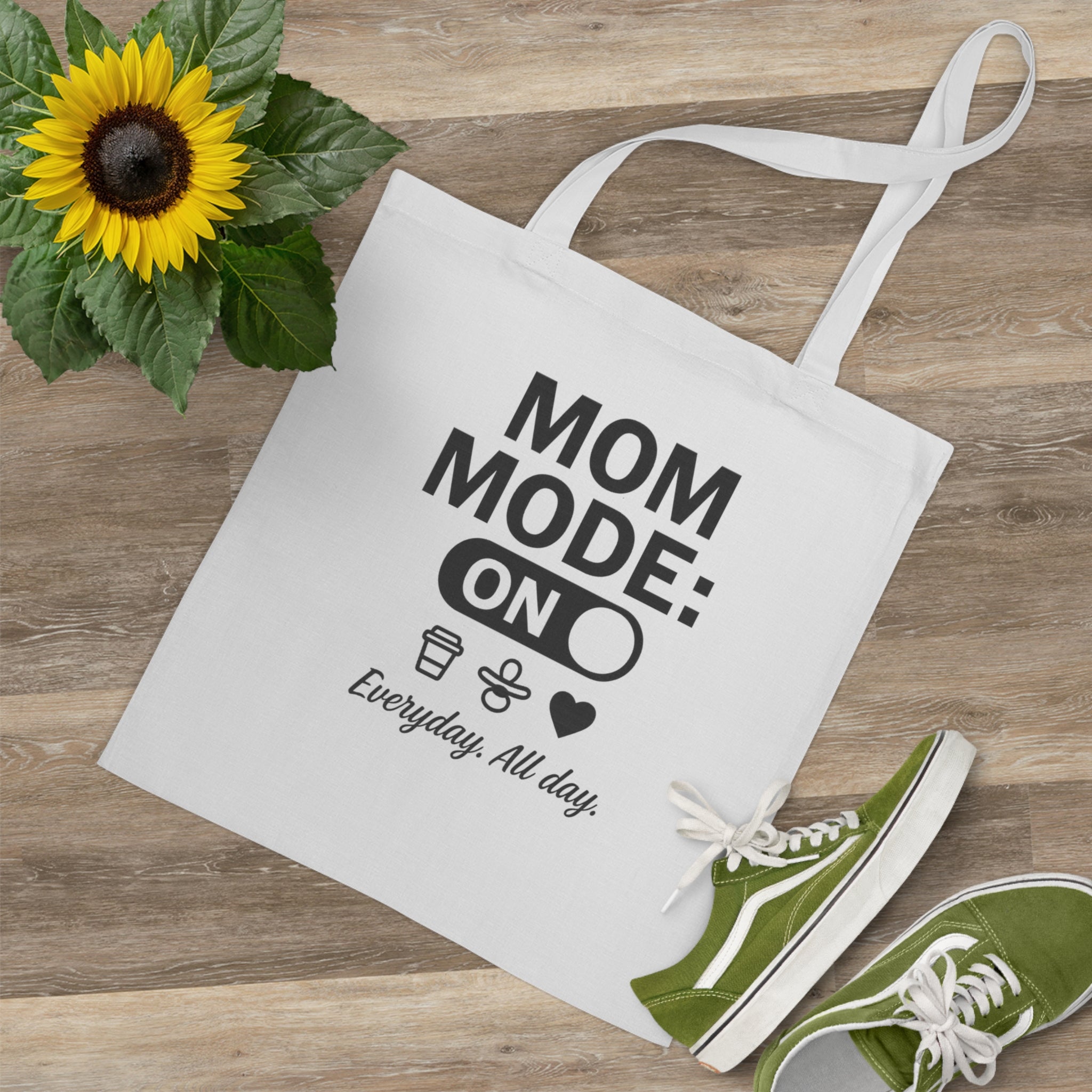 Personalized Mother’s Day tote bag with custom name Custom gift tote bag for mom with floral design Best Mom Ever tote – personalized canvas bag Gift for mom – custom printed reusable tote bag Mother’s Day canvas tote with heartfelt message Mama tote bag