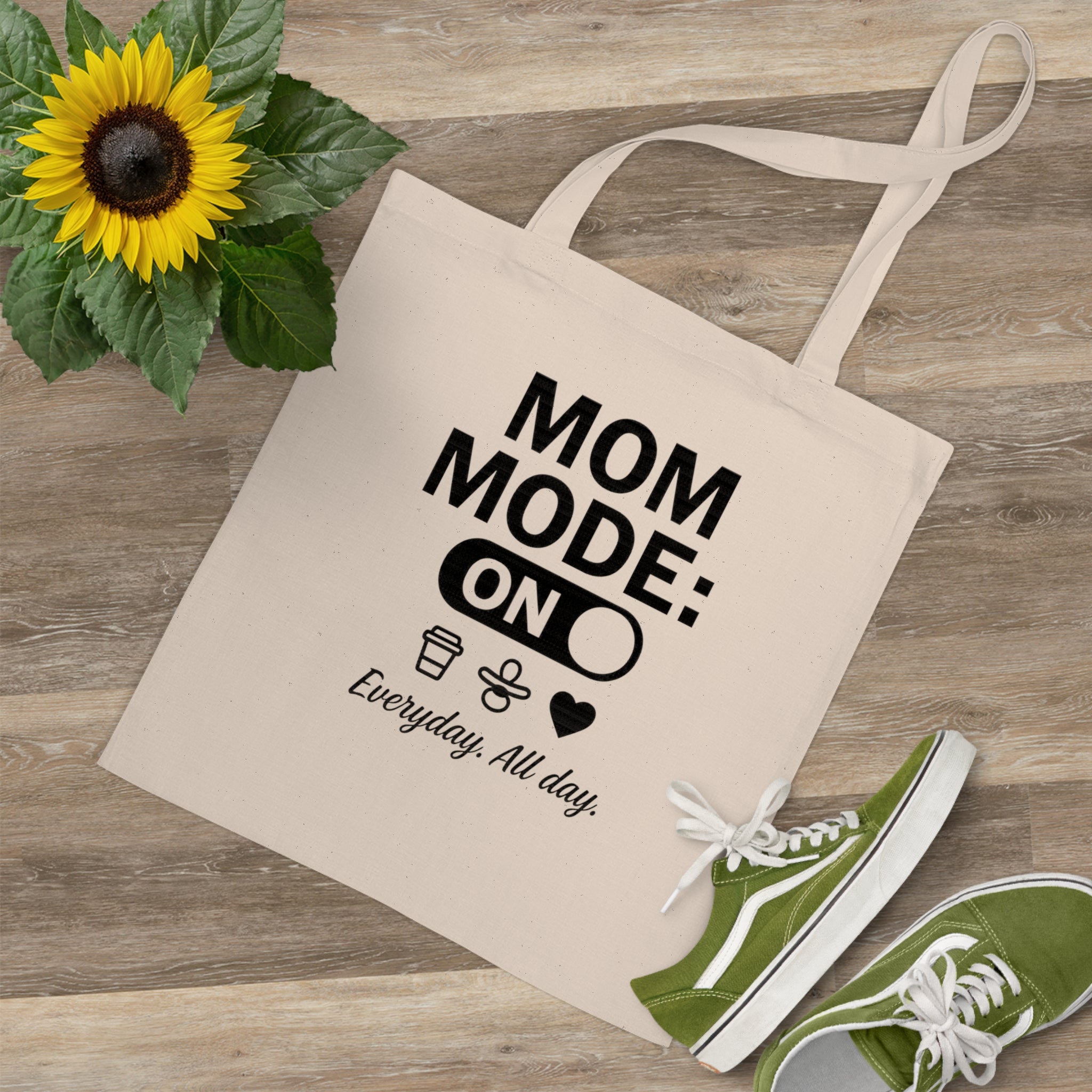 Personalized Mother’s Day tote bag with custom name Custom gift tote bag for mom with floral design Best Mom Ever tote – personalized canvas bag Gift for mom – custom printed reusable tote bag Mother’s Day canvas tote with heartfelt message Mama tote bag